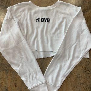 “K bye” long sleeve cropped tee
